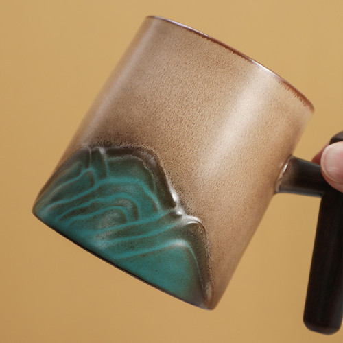 Green Mountain Desert Style Office Cup Double Layer Glazed Wood Handle with Lid and Inner Tank Mug Coffee Mug